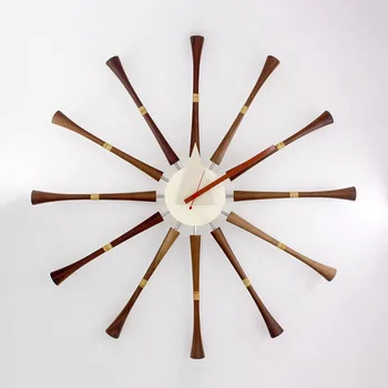 Настенные часы из дерева орехового цвета для украшения дома в гостиной 13