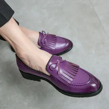Высококачественные деловые мужские модельные туфли-оксфорды из искусственной кожи, большие размеры 38-47, Мужская обувь, Зеленые Фиолетовые Мужские лоферы на плоской подошве с перфорацией типа 