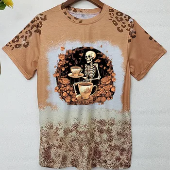 Скелет, пьющий кофе в ожидании женской футболки на Хэллоуин 12